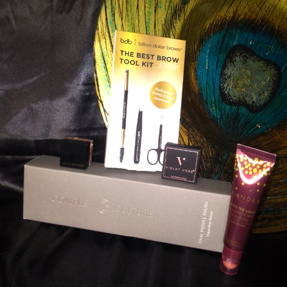 5 Item Beauty Bundle Makeup and Hairbrush